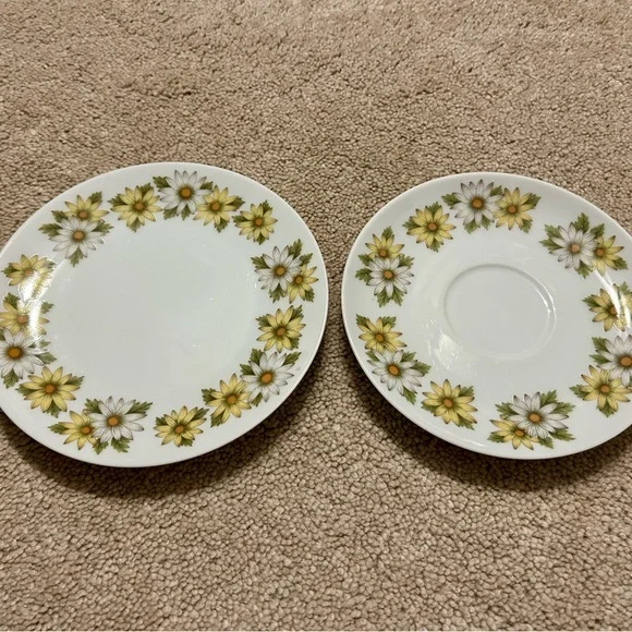 Sunflower Design Saucer/Tea cup Saucers - Picture 4 of 5
